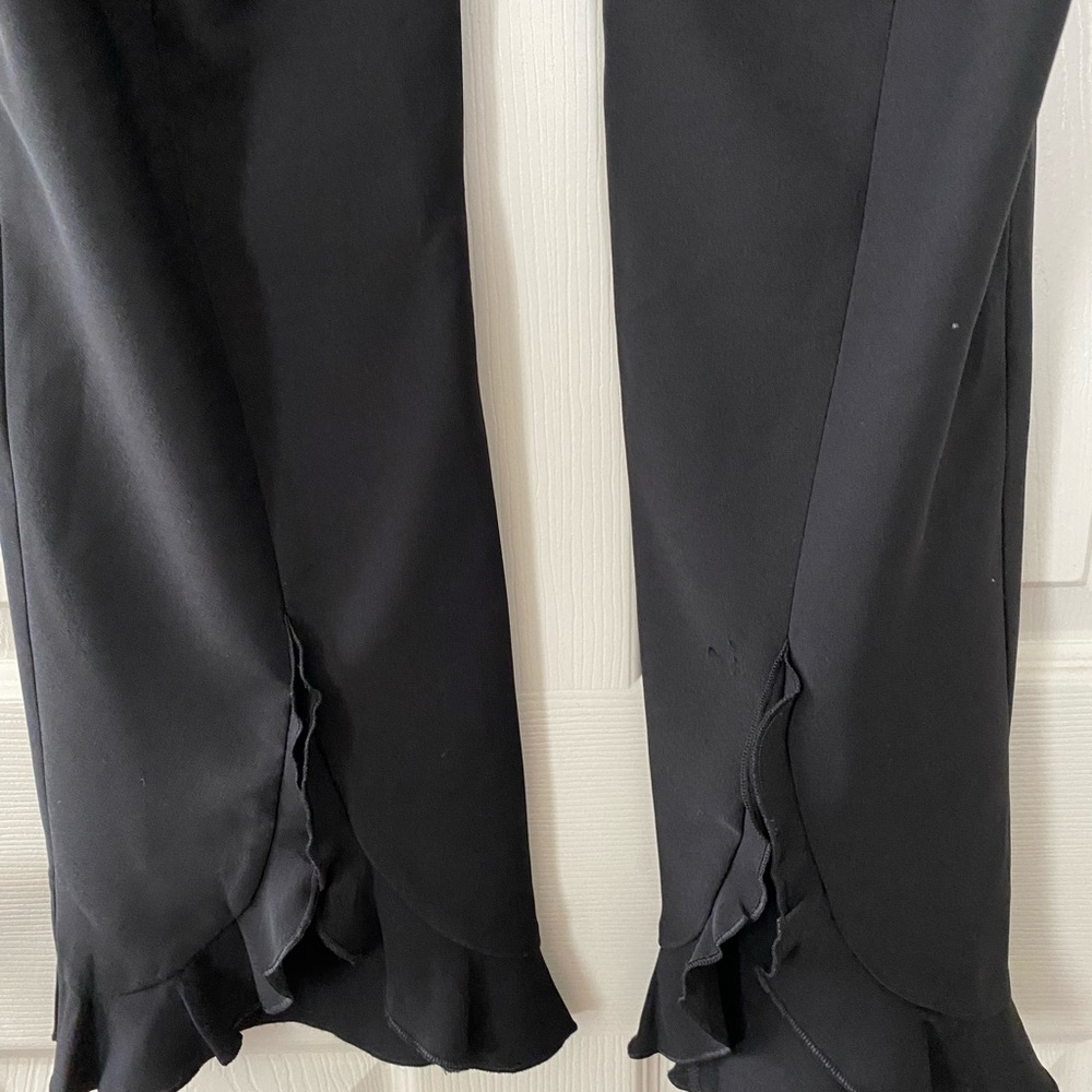 Woman's Black Pants Size 12